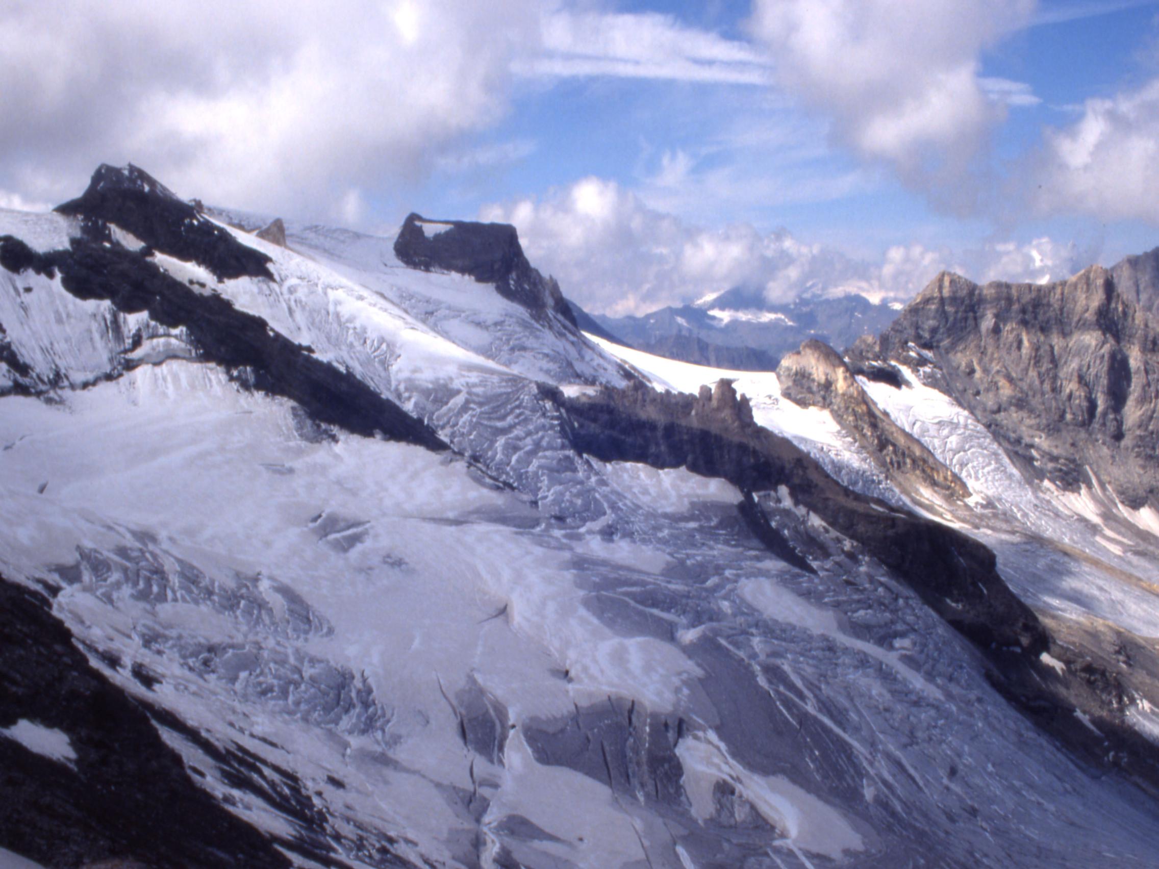 J3-8 Glaciers Lavassey Fond